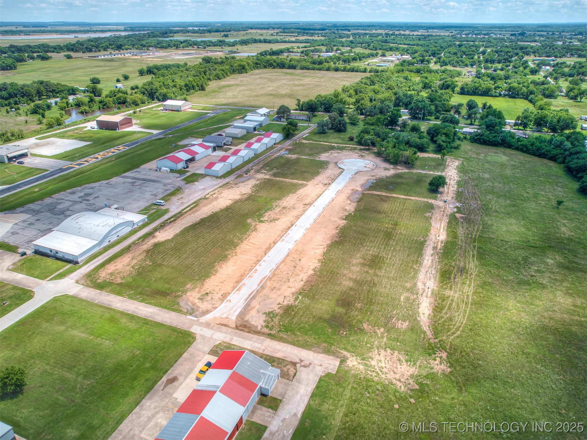 1160 N Amelia Lane