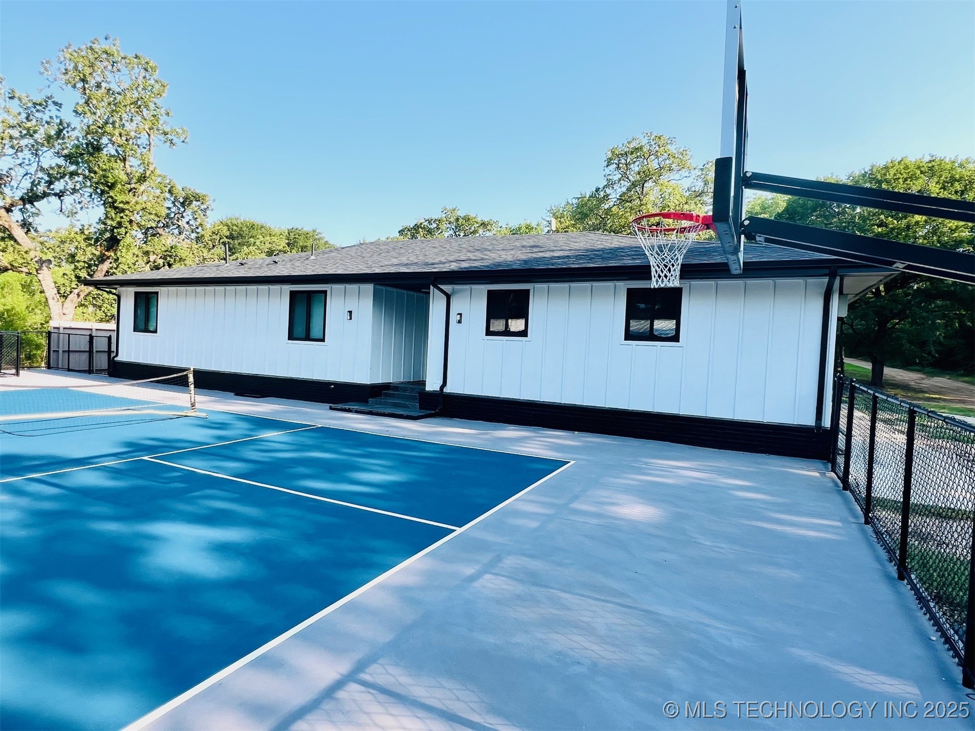 4055 Bowstring Road