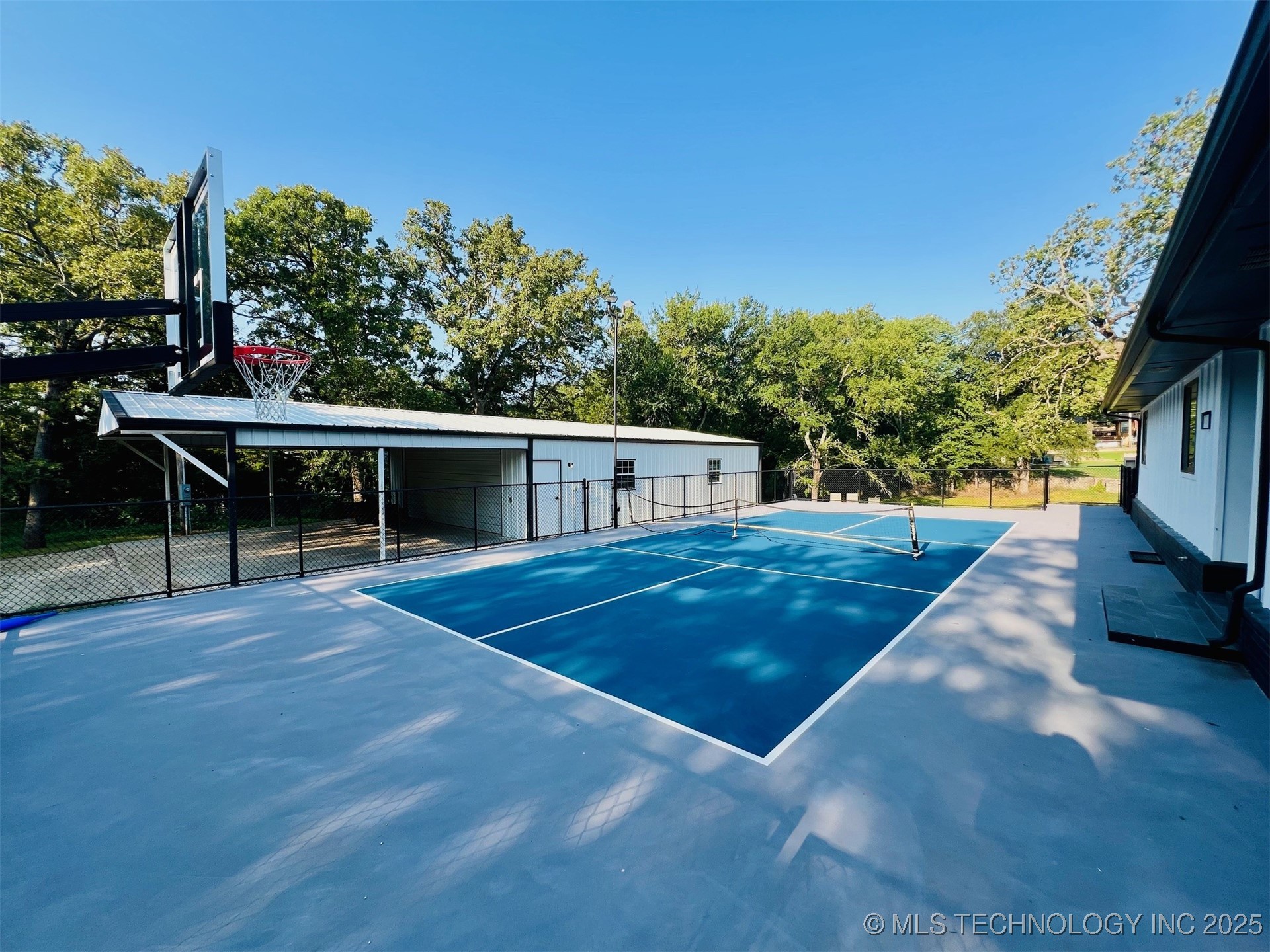 4055 Bowstring Road