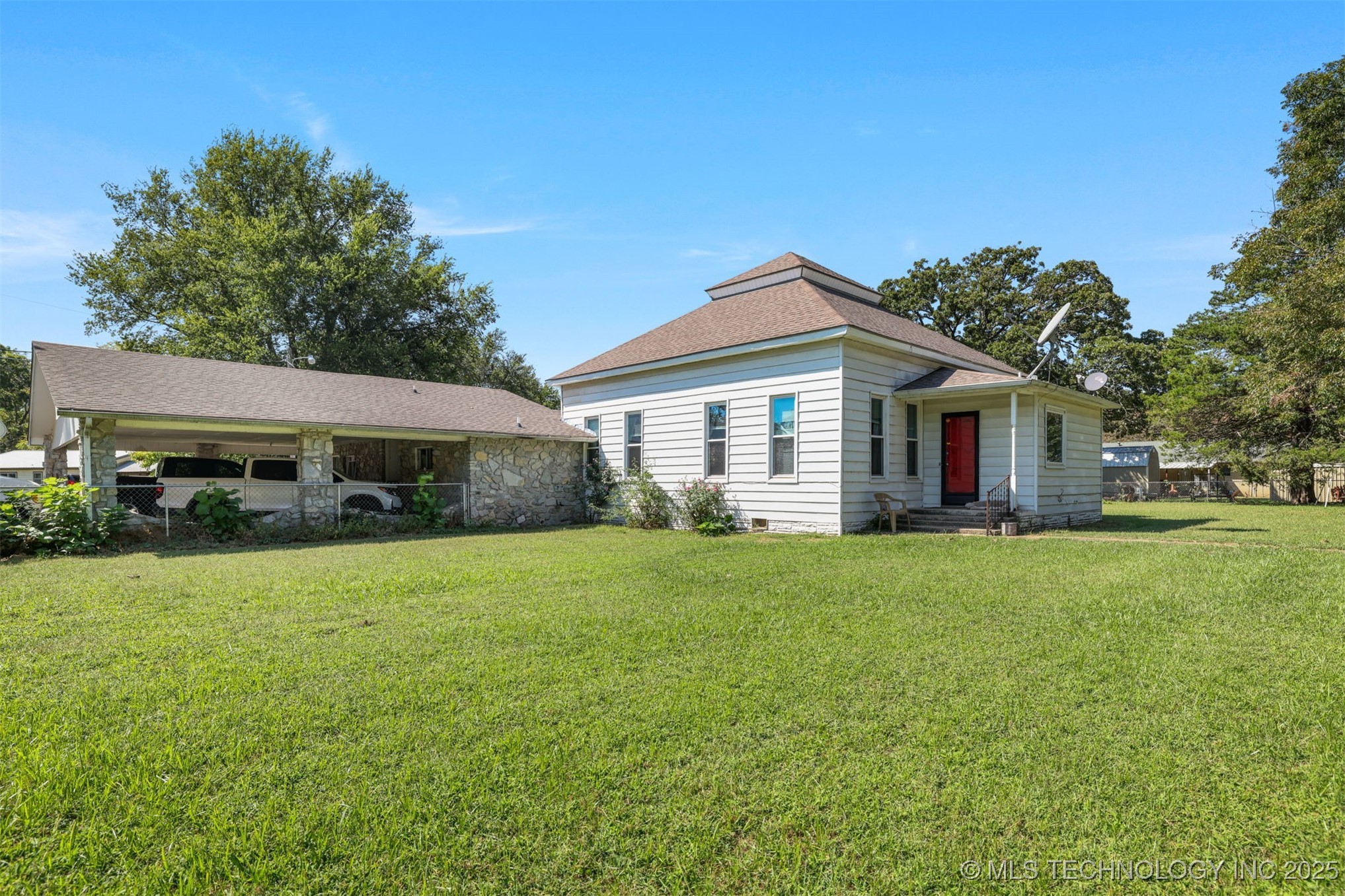 506 E Neil Armstrong
