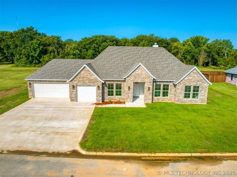 Photo of 134 Rancho Sol, Durant, OK 74701 (MLS # 2622815)