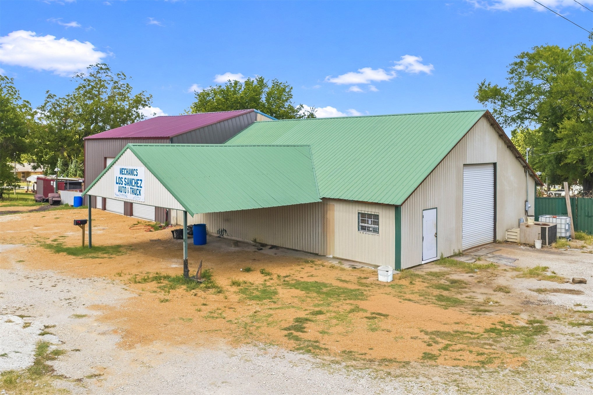 15332 Hwy 70