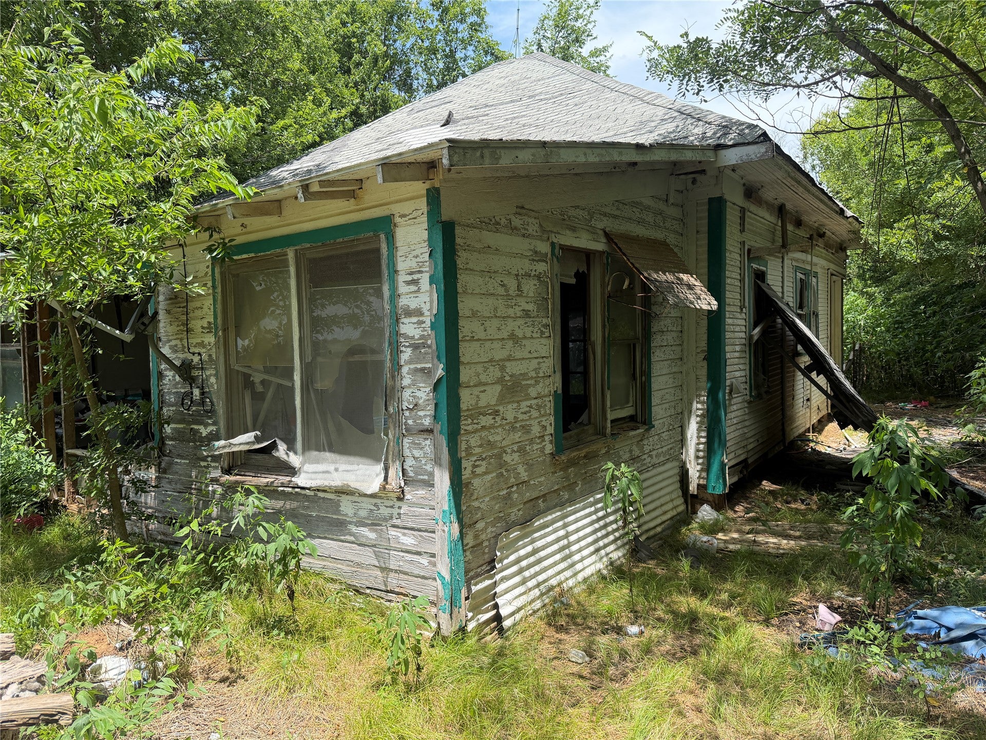 3135 S McLean Road