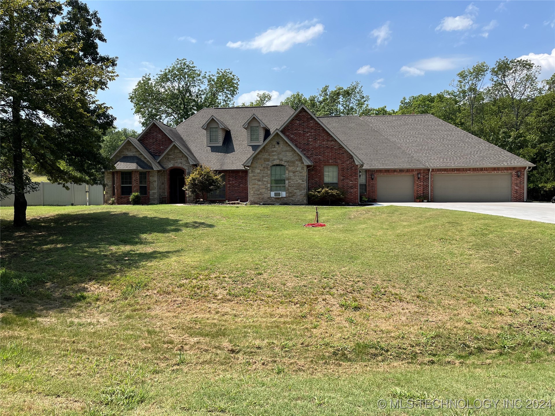 View Ada, OK 74820 house