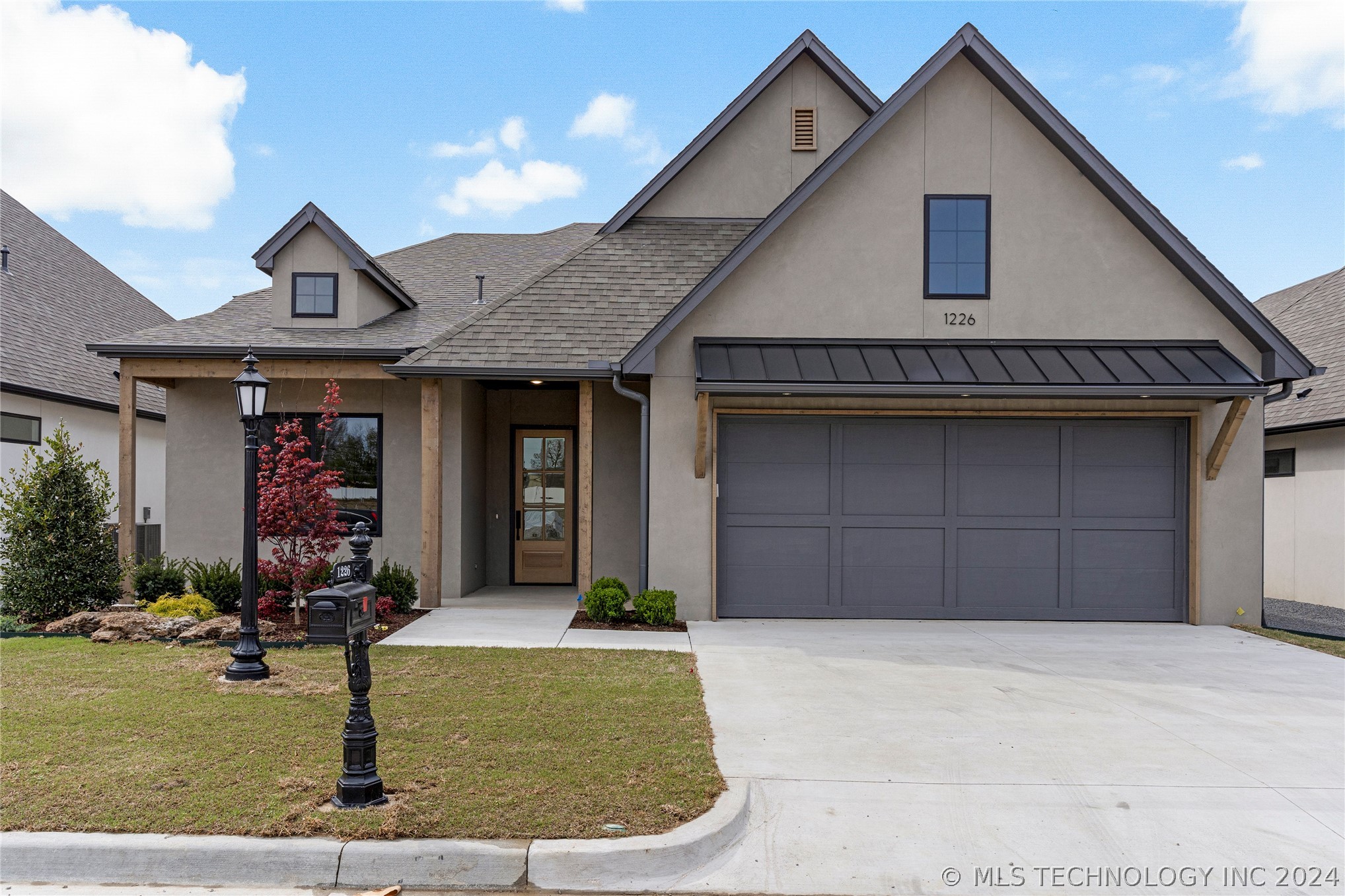 View Broken Arrow, OK 74014 house