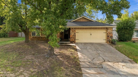 Photo of 6366 S 29th West Place, Tulsa, OK 74132 (MLS # 2638258)
