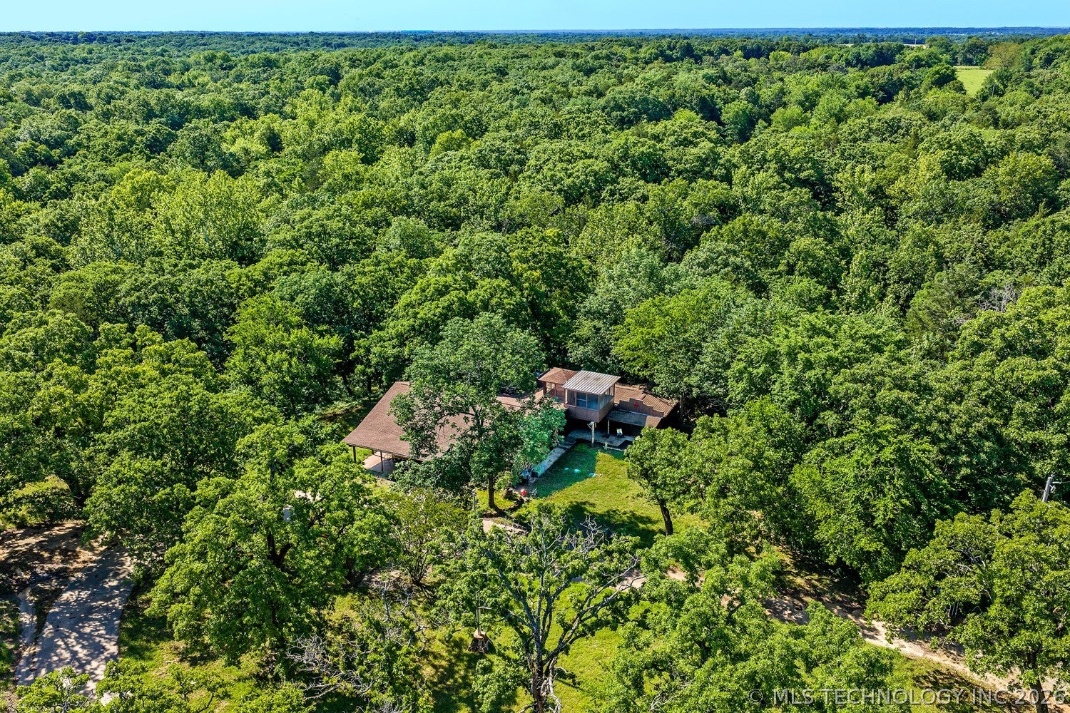 6283 Chickasaw Road
