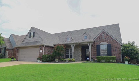 Photo of 4617 S 173rd East Avenue, Tulsa, OK 74134 (MLS # 2620020)