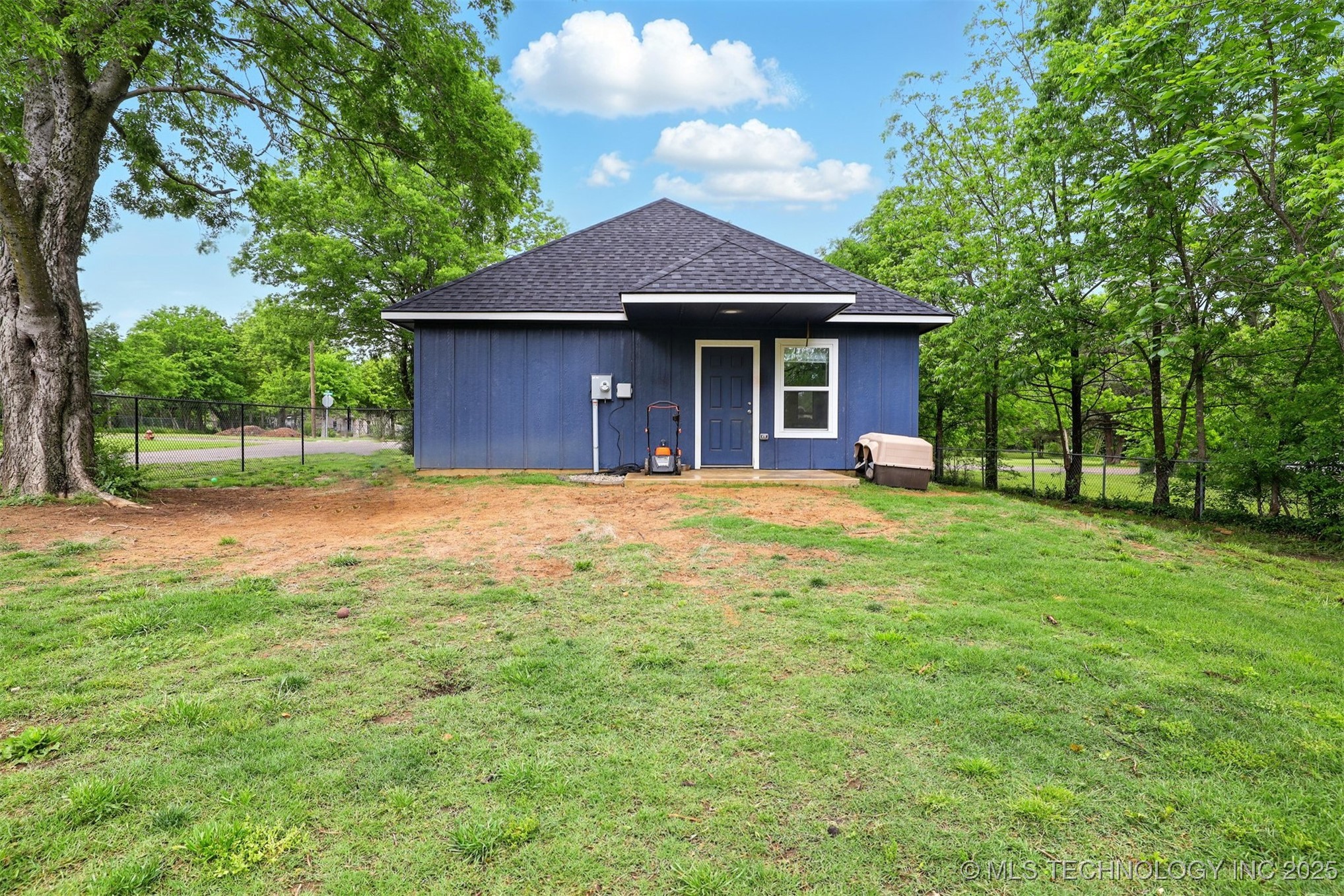 1325 Houston