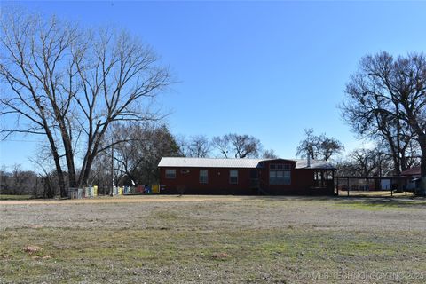 21511 Marietta Street Lebanon OK 73440
