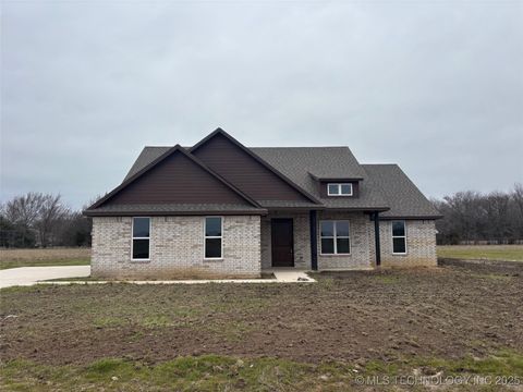200 Sunset Way Mead OK 73449