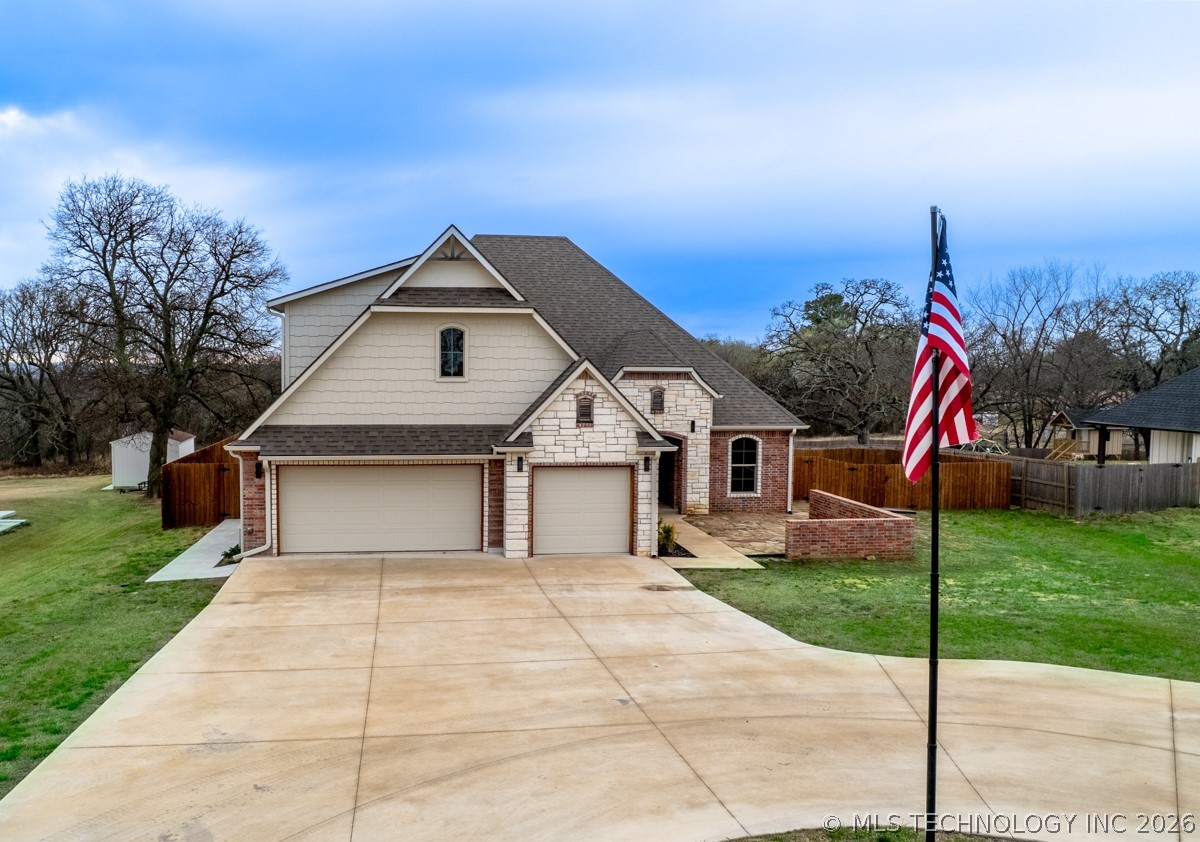 Photo 1 of 47 — 1305 S Monte Vista, Ada, OK 74820