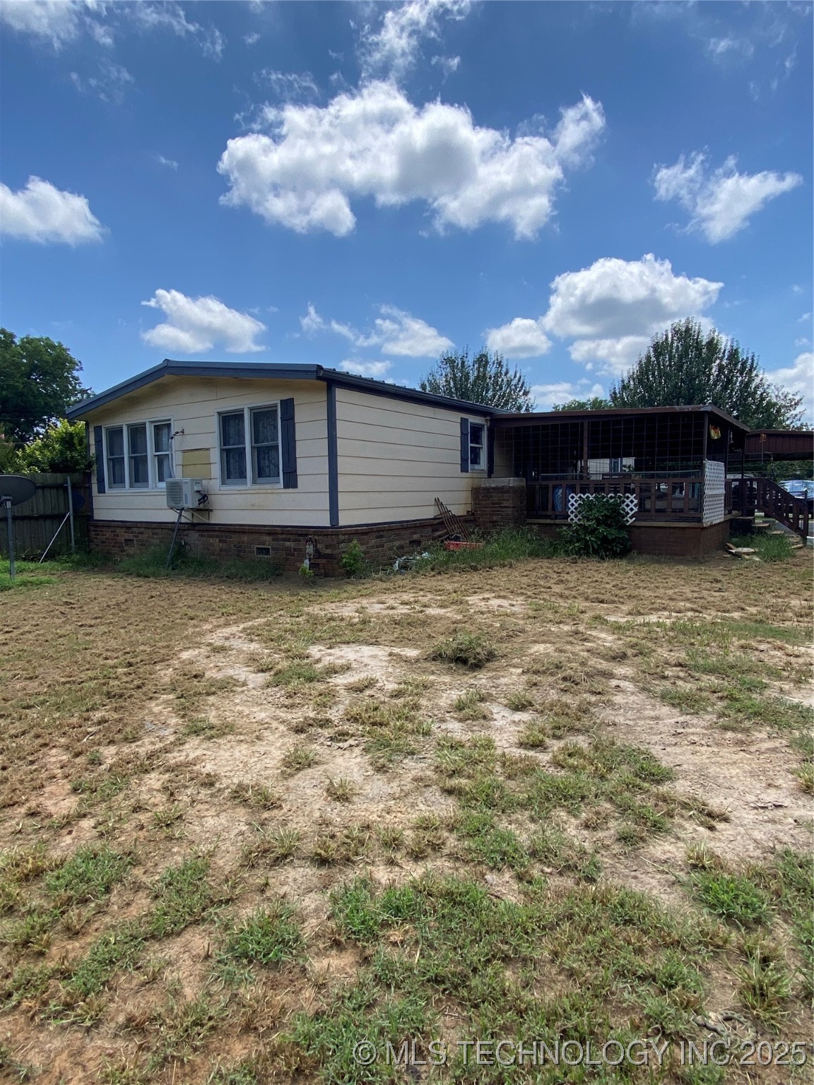 208 SW 5th