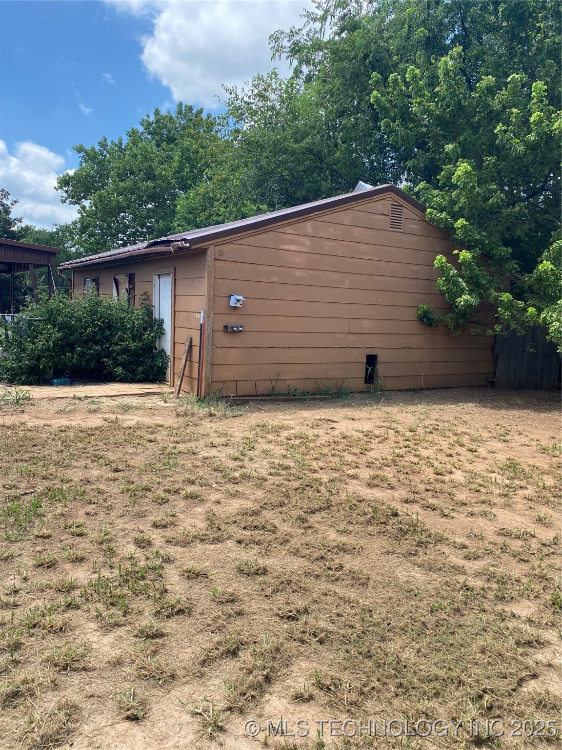 208 SW 5th