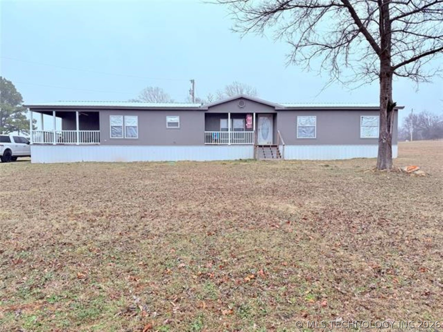 Photo 1 of 26 — 12780 New Lake Road, Henryetta, OK 74437