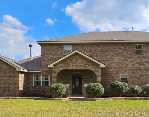 Photo of 100712 S 4790, Muldrow, OK 74948 (MLS # 2612105)