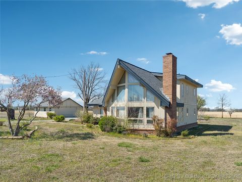MLS: 2512375