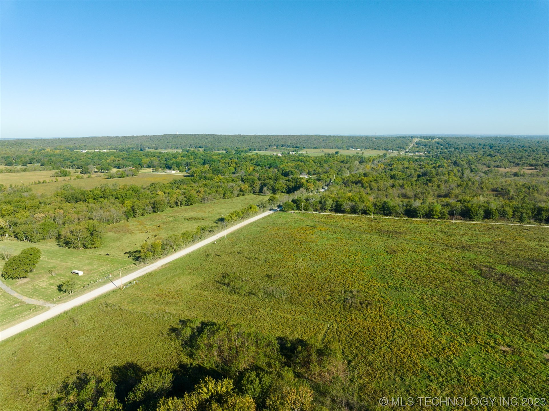 Photo 15 of 37 of 1 N 260 Road land