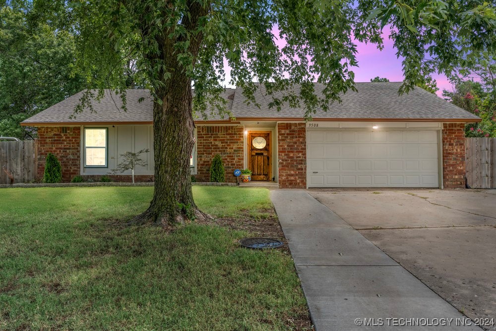 View Owasso, OK 74055 house