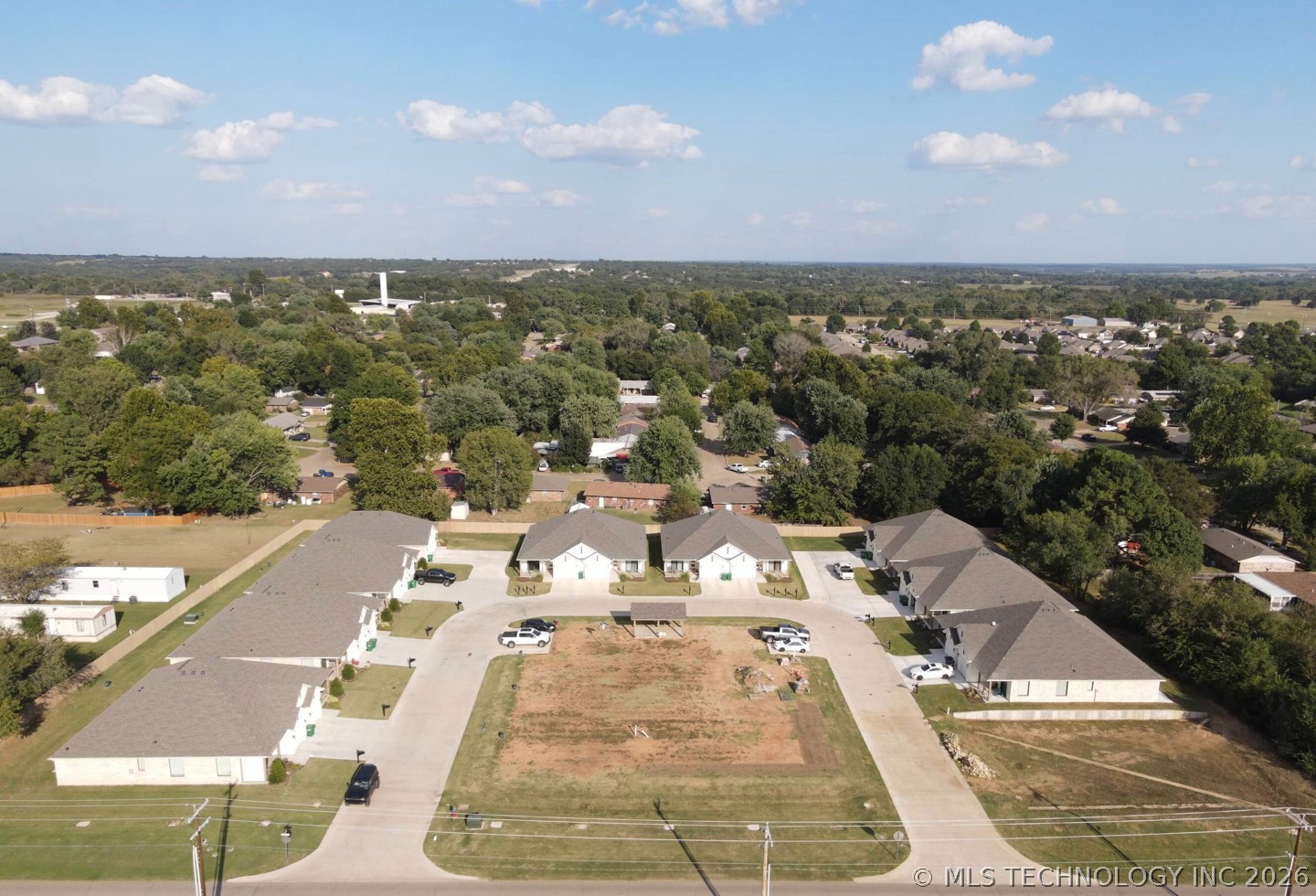 Photo 1 of 49 — 1010 Lovers Lane, Perkins, OK 74059