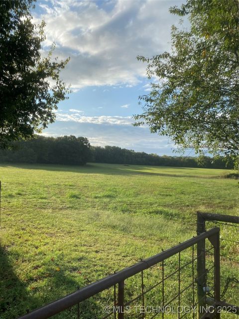 Photo of Hwy 62, Tahlequah, OK 74464 (MLS # 2532139)