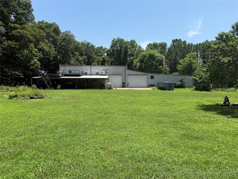 Photo of 8049 N Highway 10, Tahlequah, OK 74464 (MLS # 2624993)