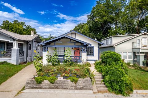 Photo of 542 N Tacoma Avenue, Tulsa, OK 74127 (MLS # 2624691)