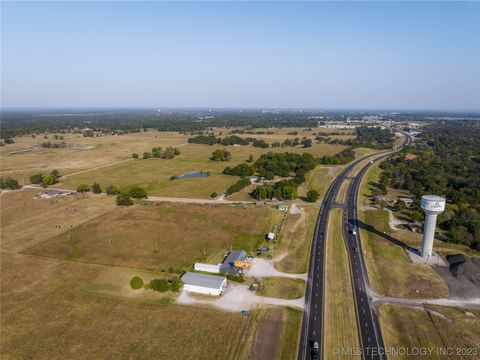  in West Siloam Springs OK Hwy 412 Highway.jpg