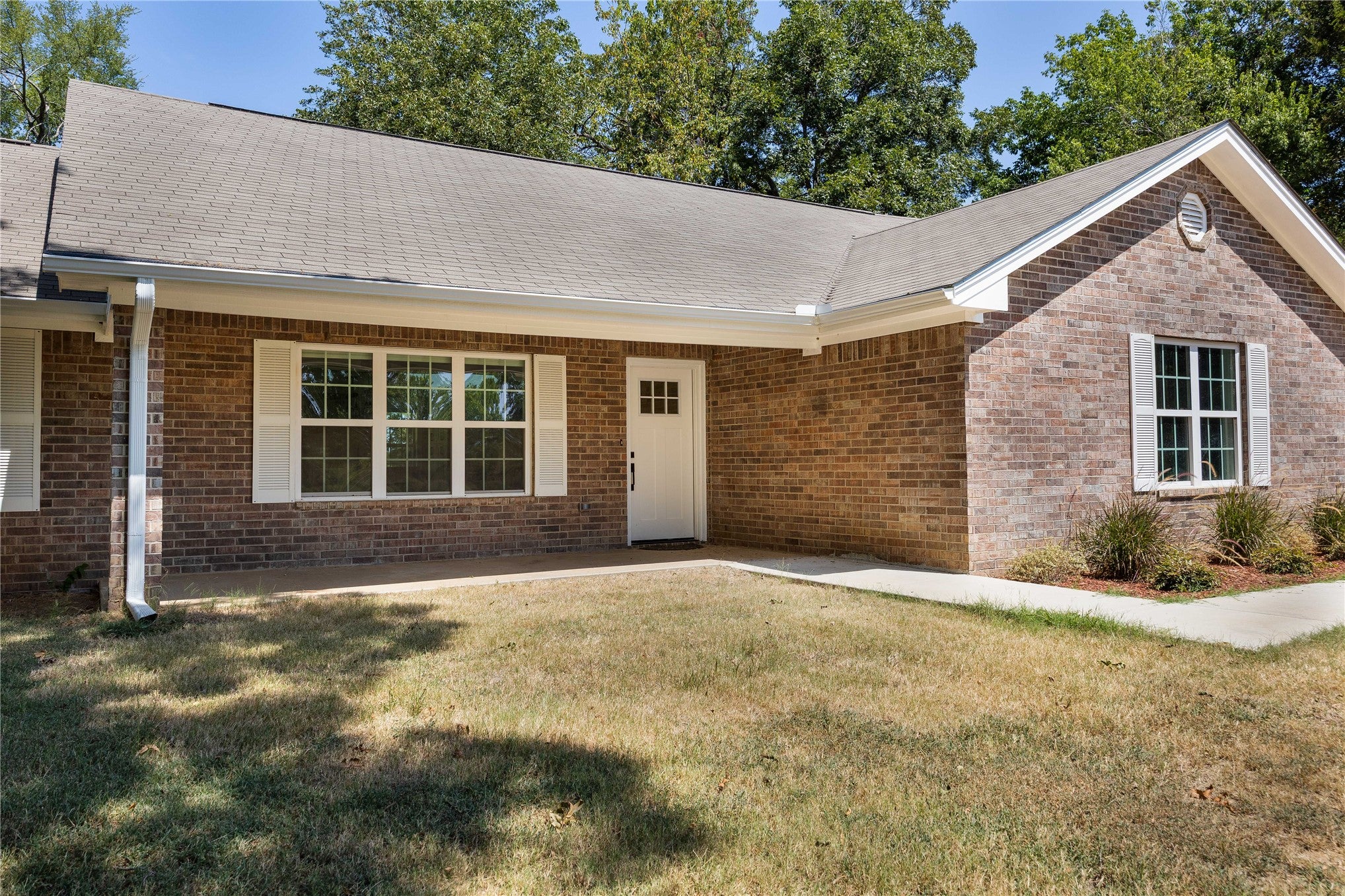 858 N 4243 Road