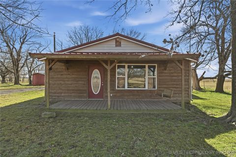 Photo of 7402 Us Highway 60, Nowata, OK 74048 (MLS # 2602721)