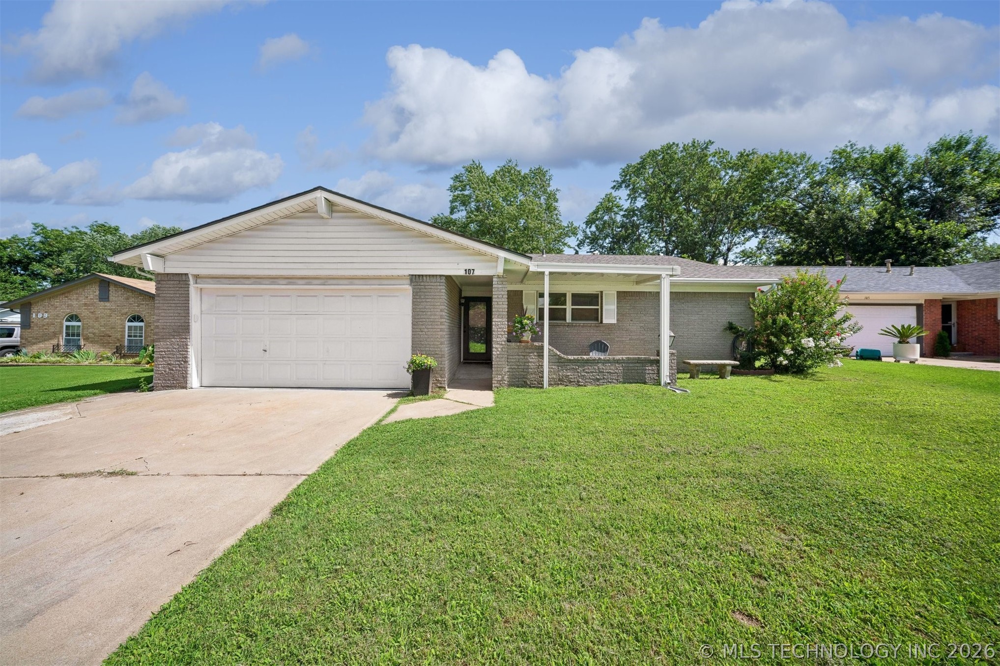 Photo 1 of 47 — 107 W 18th Street, Owasso, OK 74055
