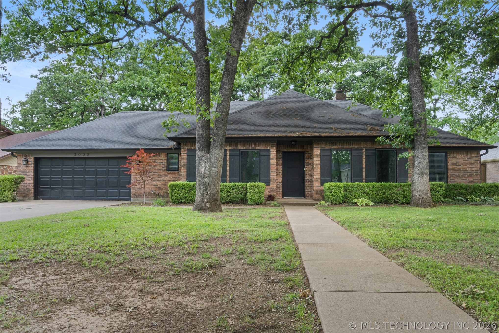 Photo 1 of 27 — 3005 Quail Ridge, Durant, OK 74701