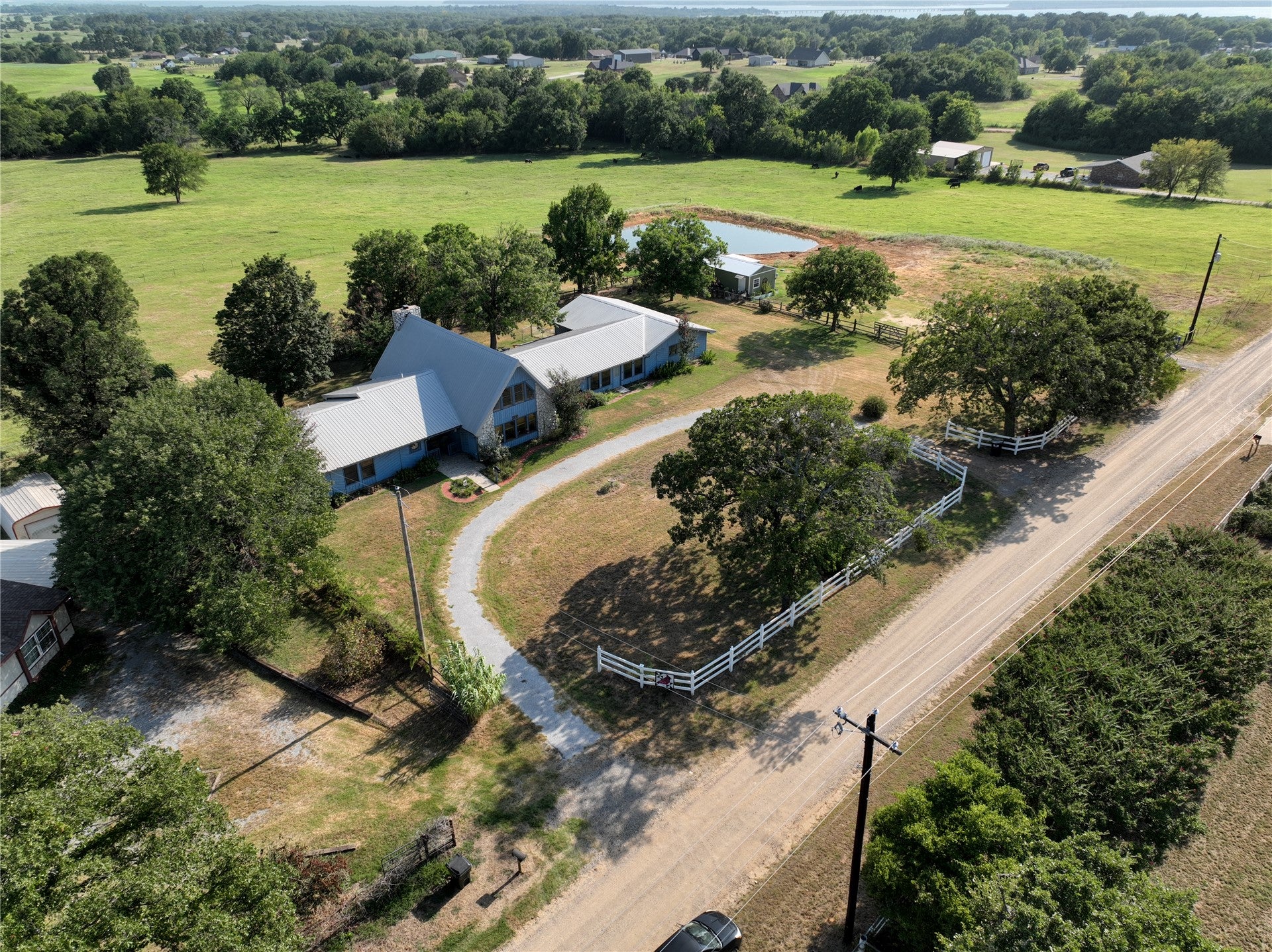 653 Max Road