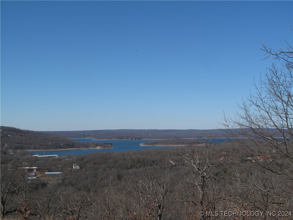 23 E Hillside Road