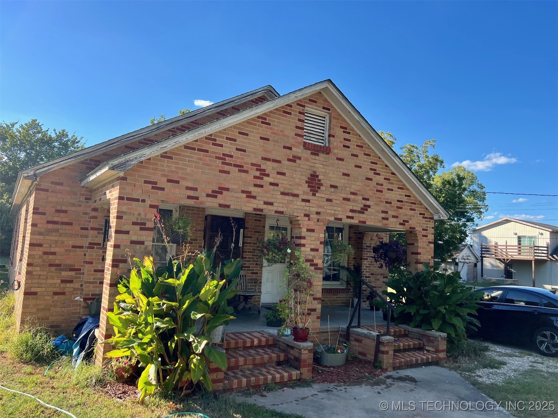 201 N 8th Avenue