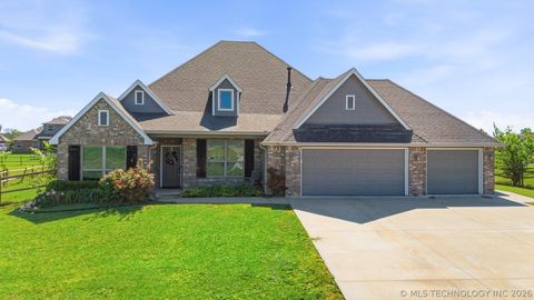Photo of 7863 S 266 Avenue E, Broken Arrow, OK 74014 (MLS # 2616776)
