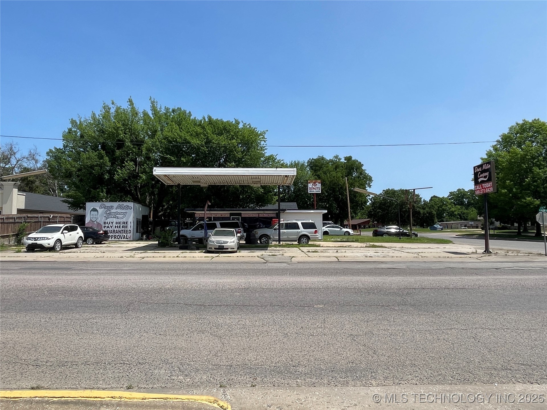 1002 W Main Street