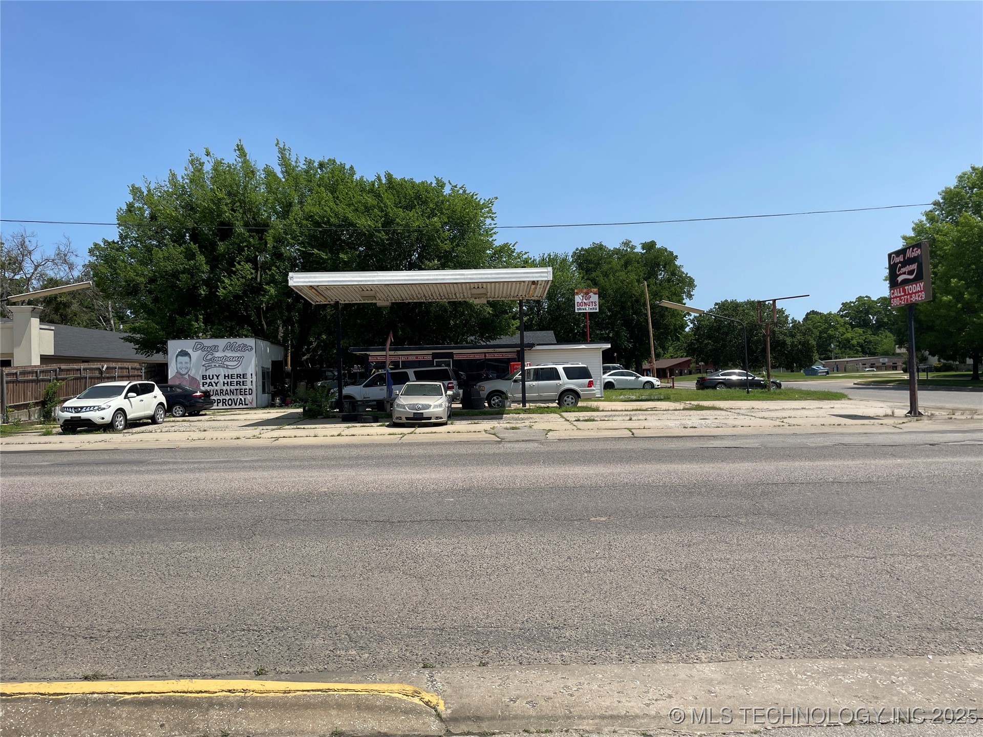 1002 W Main Street