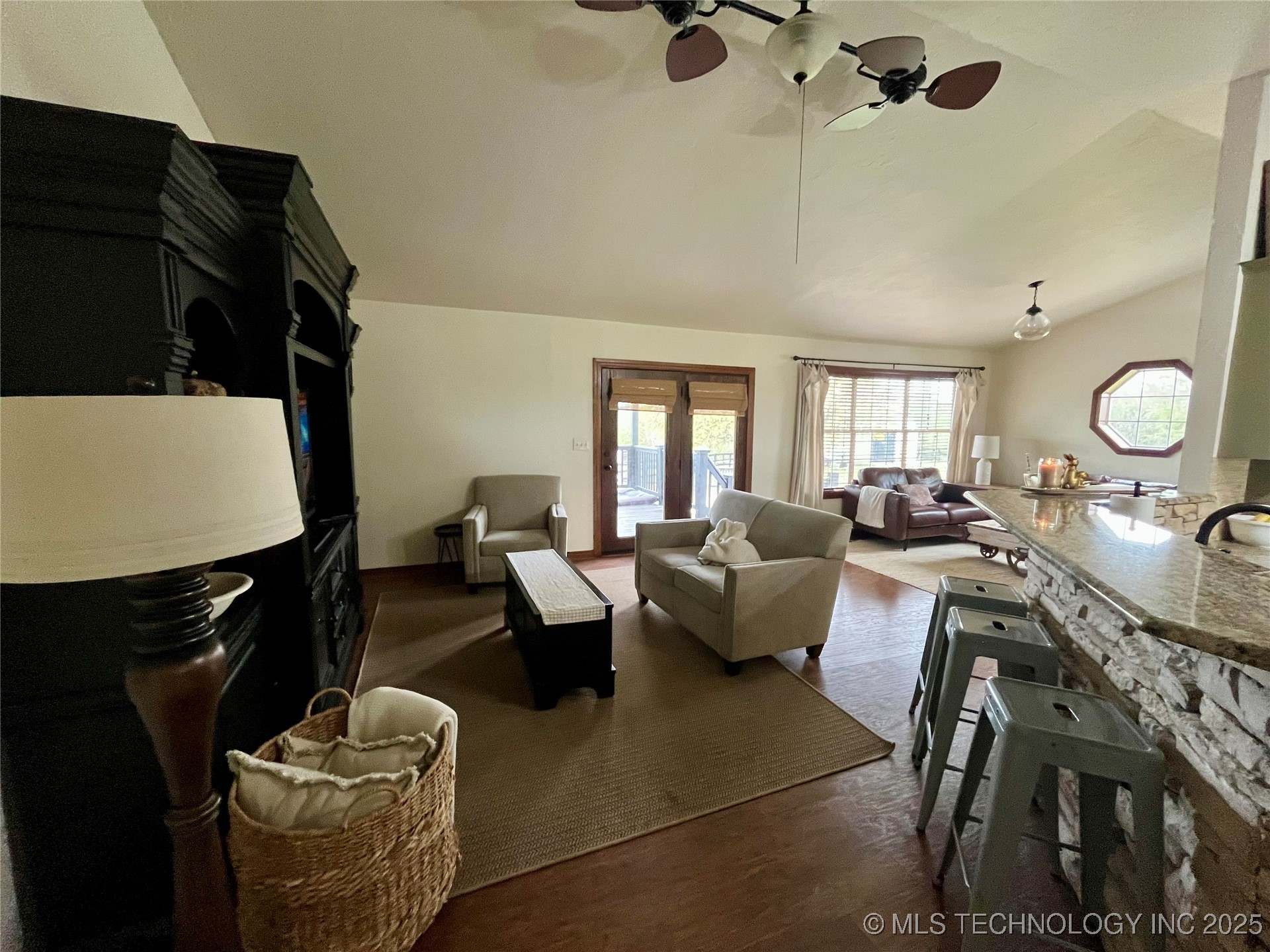 1403 S Timberline