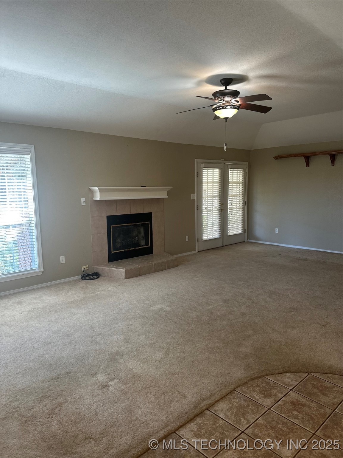 3668 N 49th
