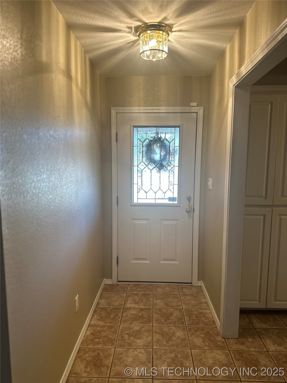 3668 N 49th