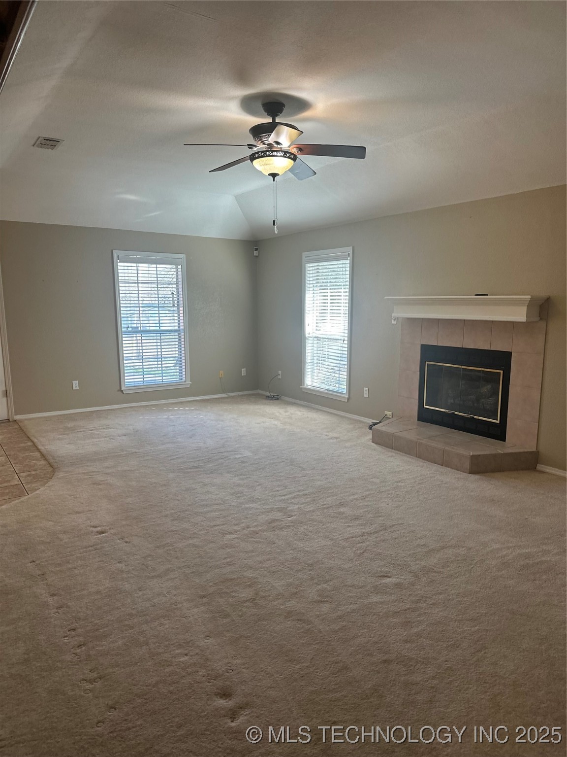 3668 N 49th