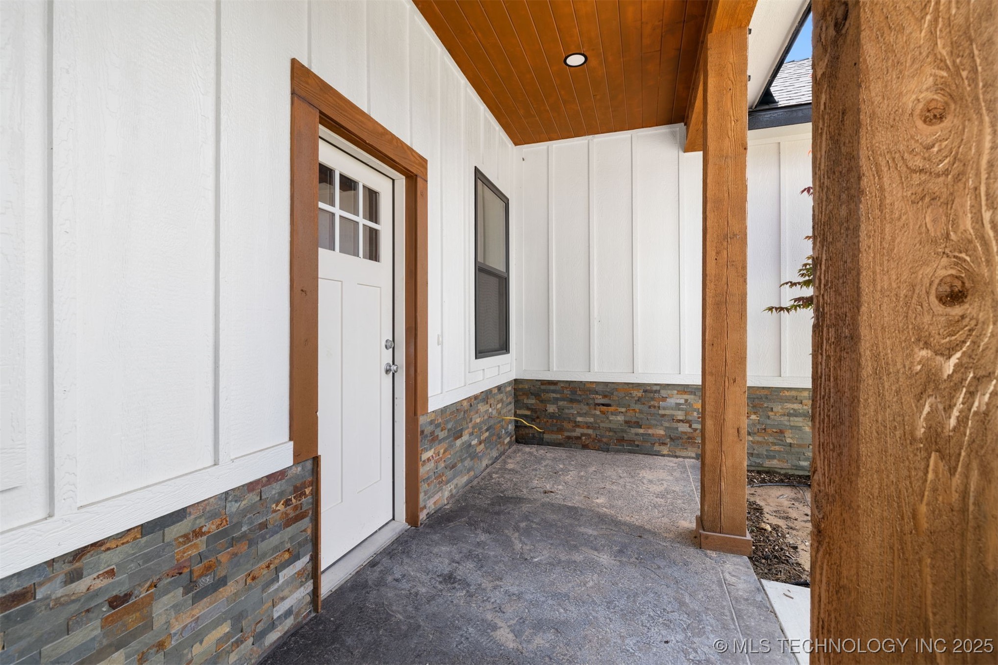 816 W Brewer
