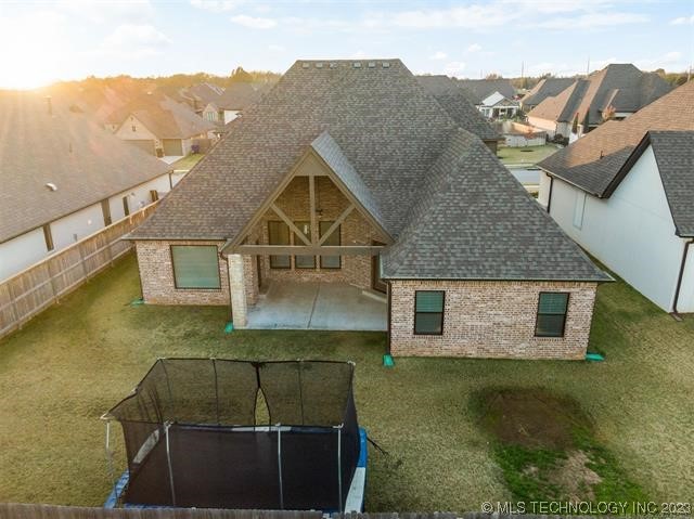 Photo 42 of 47 of 6609 S Indianwood Avenue house
