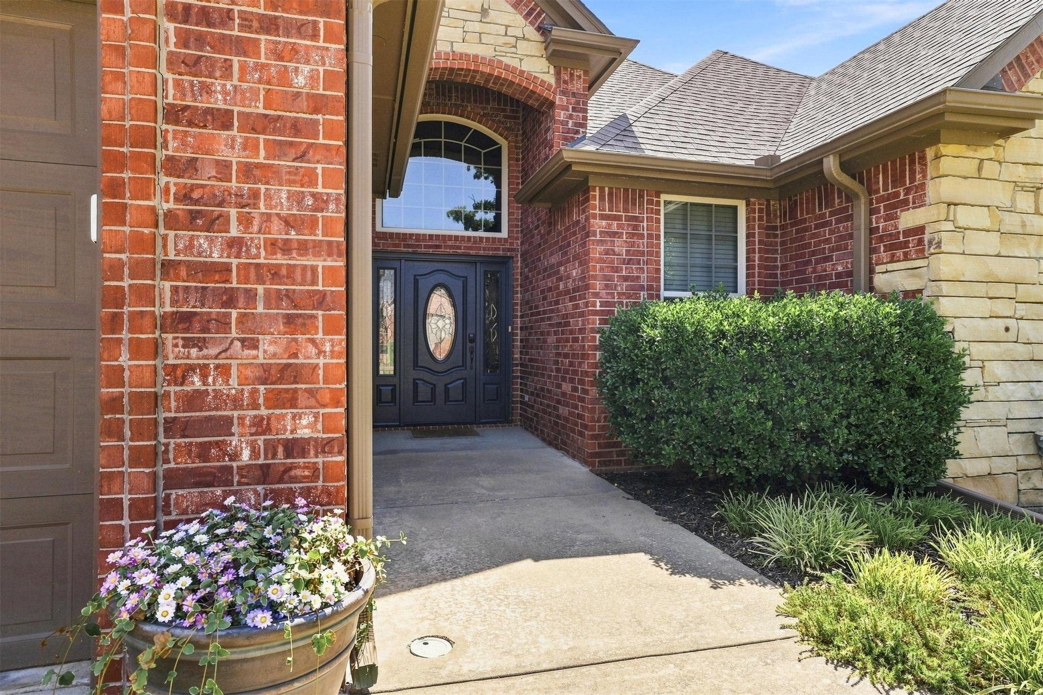120 Sandtrap Drive