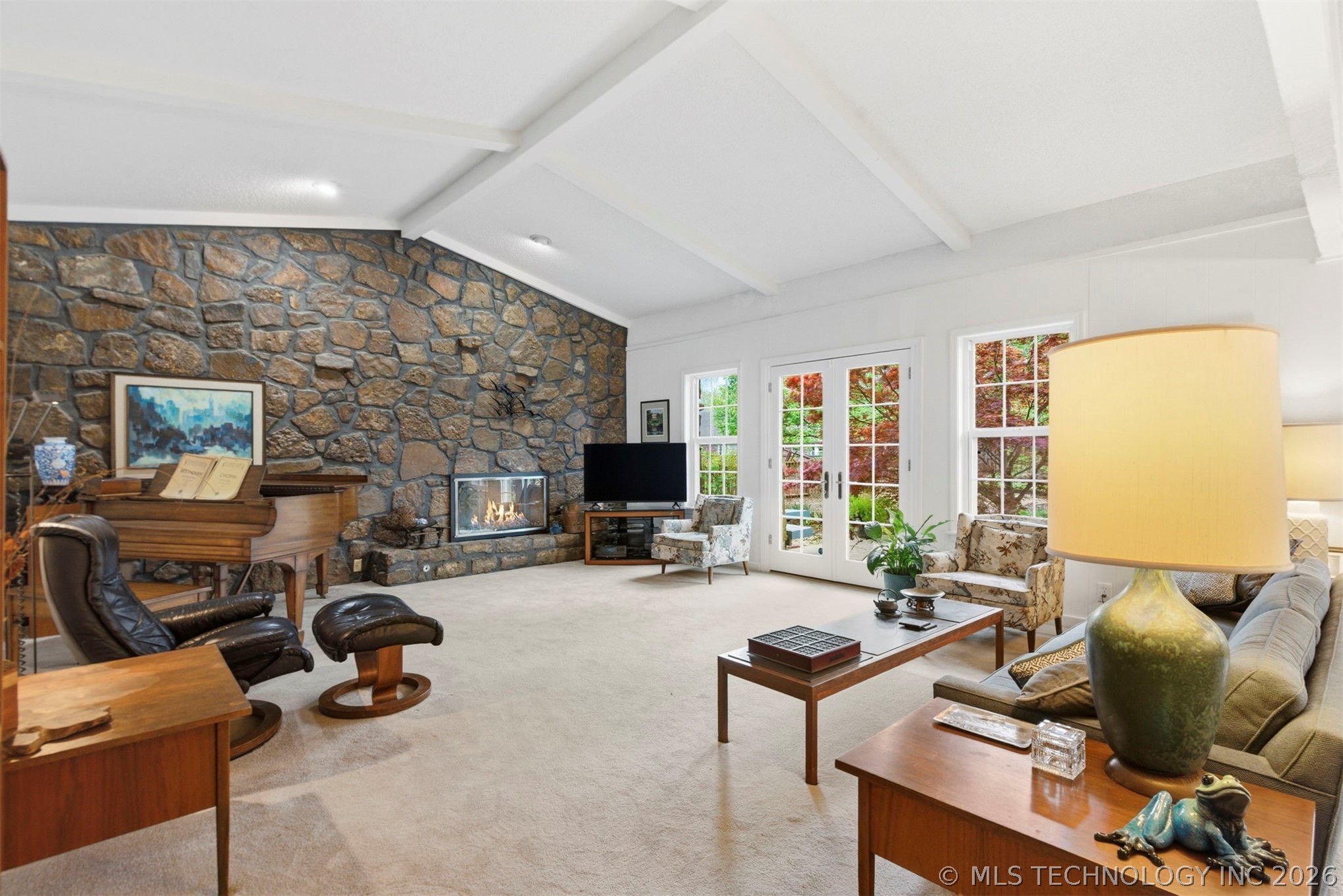 listing image