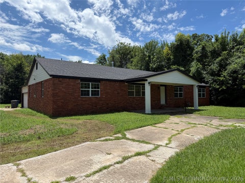 Photo of 1146 E 50th Place N, Tulsa, OK 74126 (MLS # 2625500)
