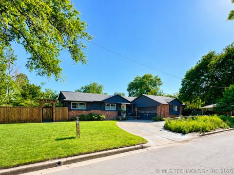 Photo of 1406 E 46th Street, Tulsa, OK 74105 (MLS # 2616062)