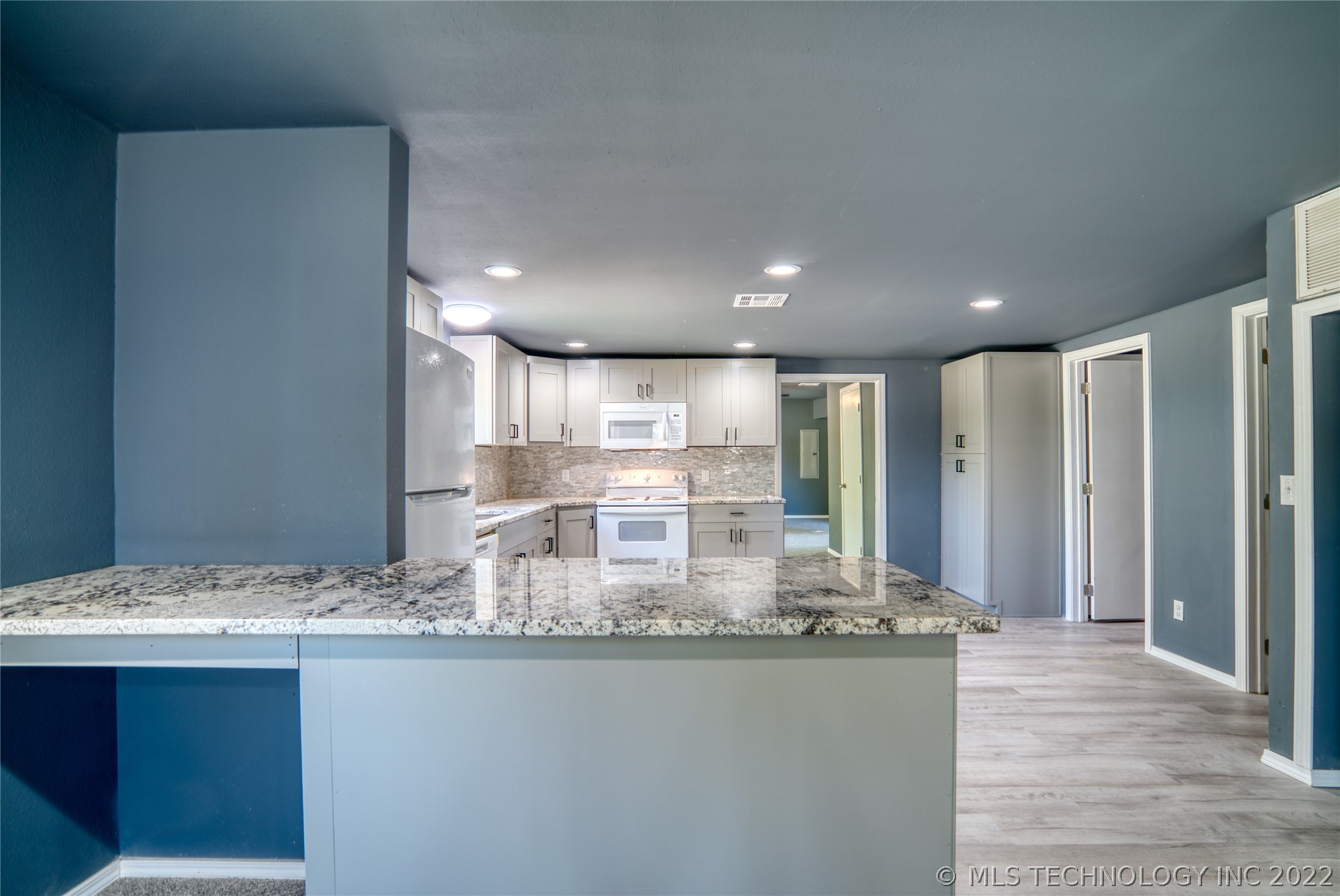 Photo 19 of 28 of 344 N Margarite house