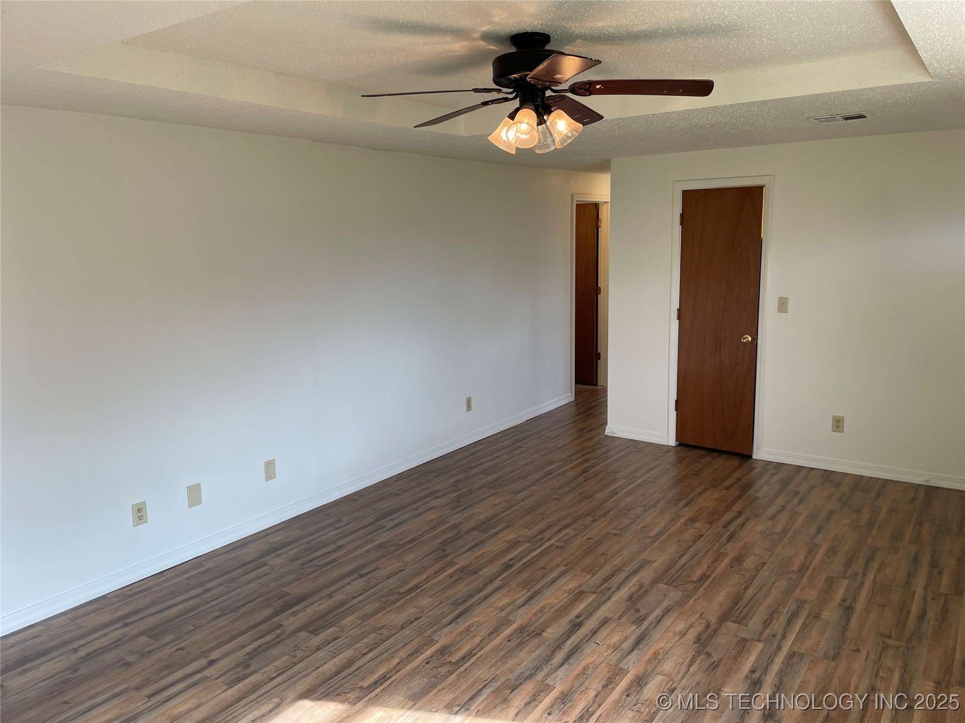 116 E 5th Street